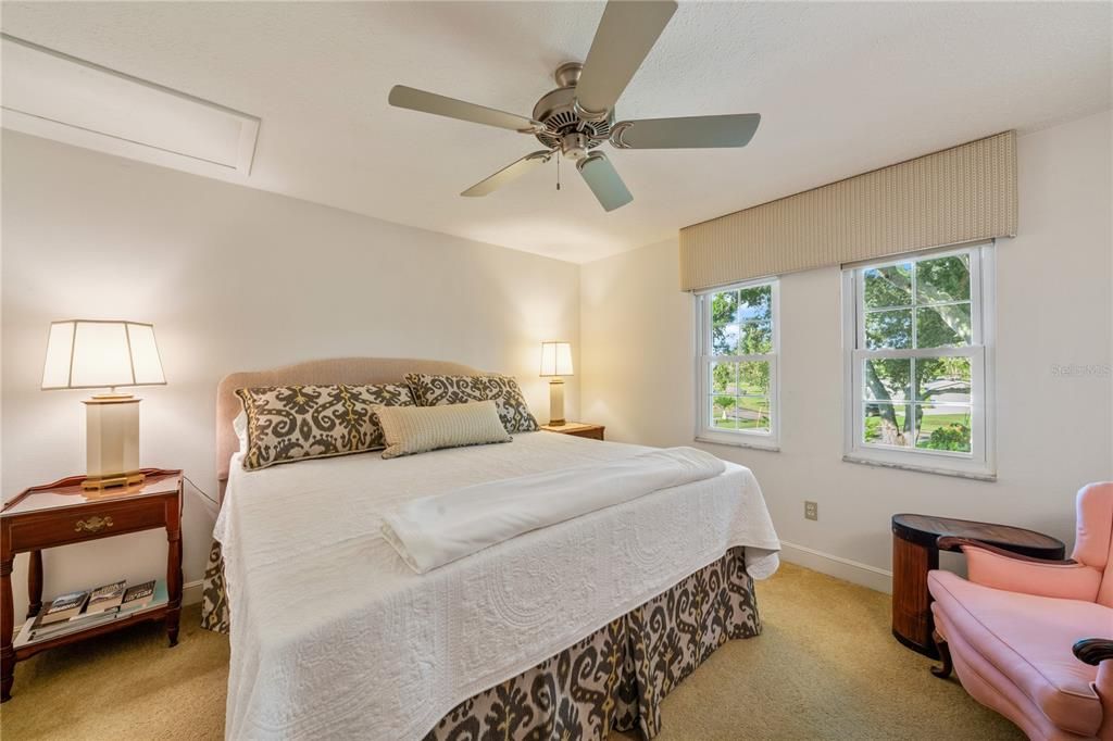 待售: $2,500,000 (3 贝兹, 2 浴室, 2720 平方英尺)