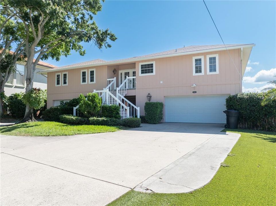 待售: $2,500,000 (3 贝兹, 2 浴室, 2720 平方英尺)