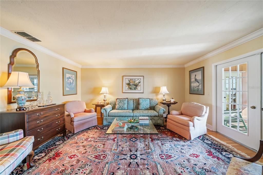 待售: $2,500,000 (3 贝兹, 2 浴室, 2720 平方英尺)