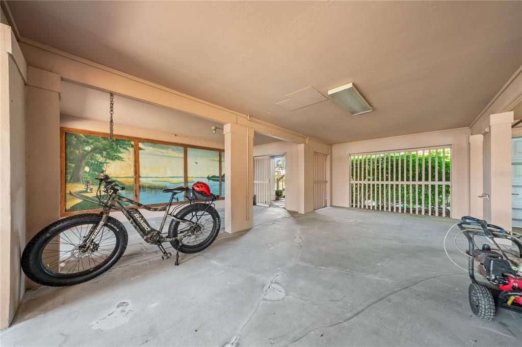 待售: $2,500,000 (3 贝兹, 2 浴室, 2720 平方英尺)