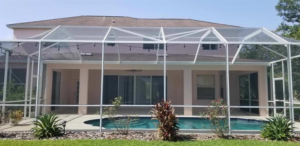 合同活跃: $4,000 (5 贝兹, 3 浴室, 3492 平方英尺)