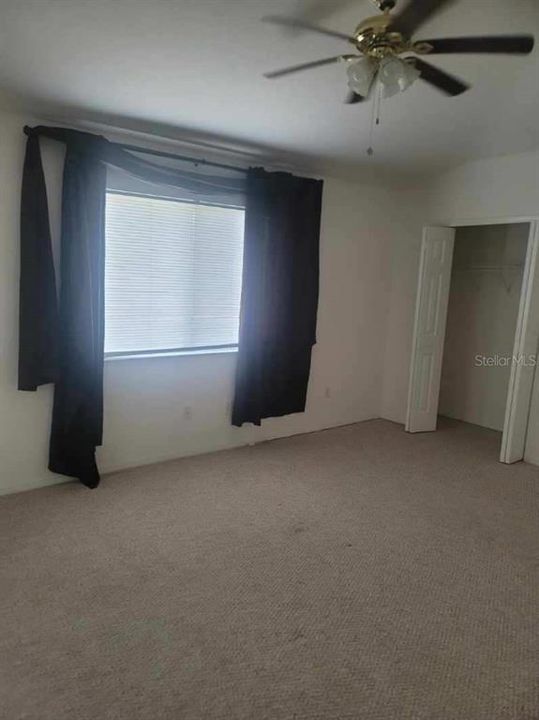 合同活跃: $4,000 (5 贝兹, 3 浴室, 3492 平方英尺)