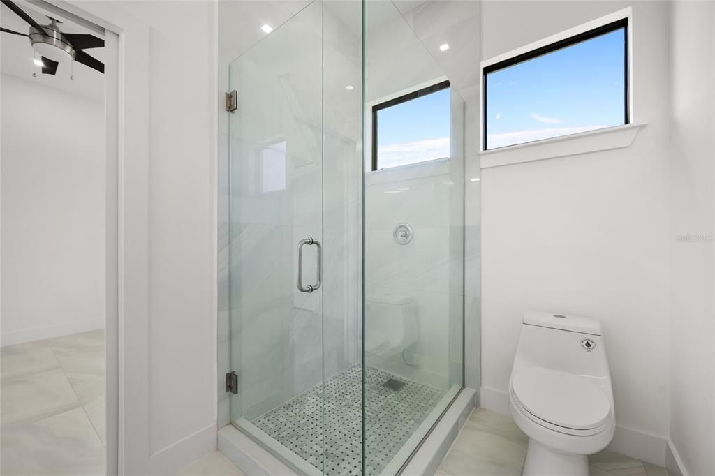 Active With Contract: $350,000 (3 beds, 2 baths, 2113 Square Feet)