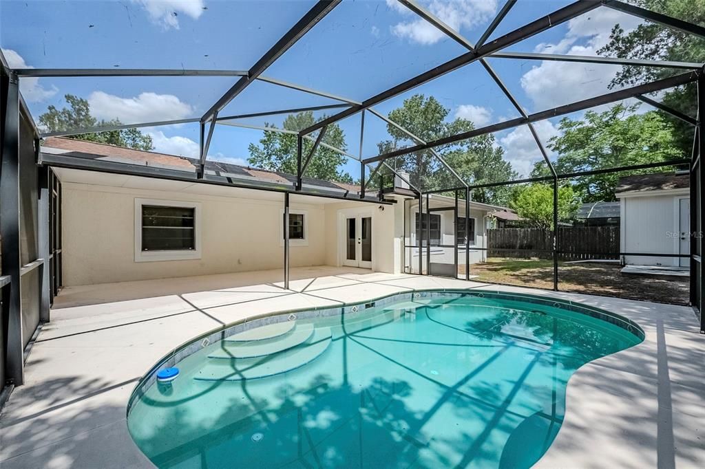 Activo con contrato: $404,900 (3 camas, 2 baños, 1658 Pies cuadrados)