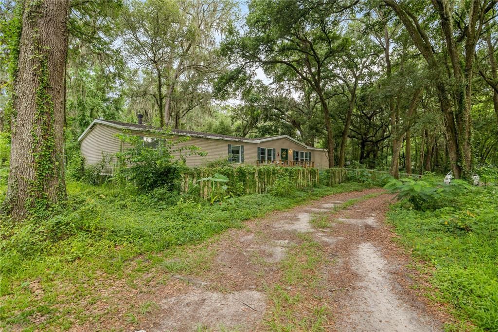 Vendido Recientemente: $269,000 (4 camas, 2 baños, 2280 Pies cuadrados)