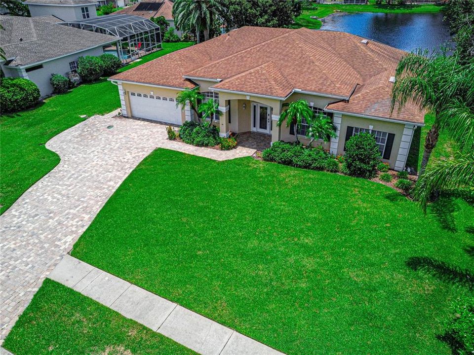 En Venta: $625,000 (4 camas, 3 baños, 2724 Pies cuadrados)