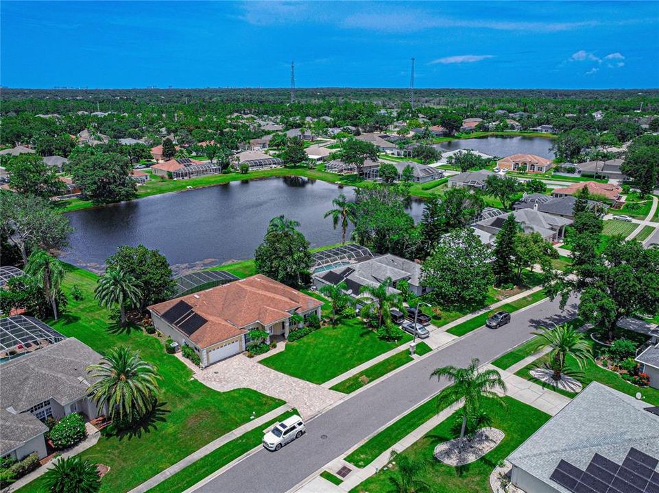 En Venta: $625,000 (4 camas, 3 baños, 2724 Pies cuadrados)