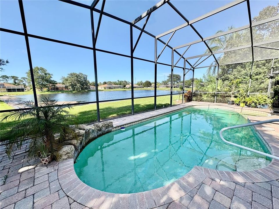 En Venta: $625,000 (4 camas, 3 baños, 2724 Pies cuadrados)