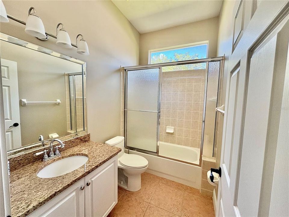 En Venta: $625,000 (4 camas, 3 baños, 2724 Pies cuadrados)