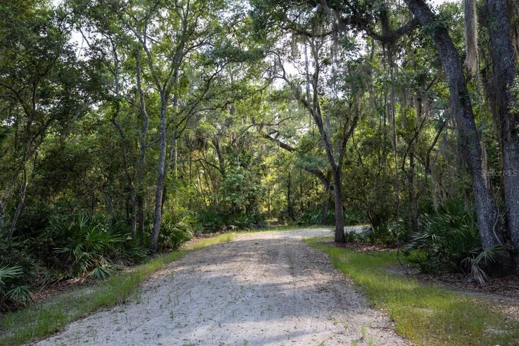 На продажу: $799,000 (5.00 acres)