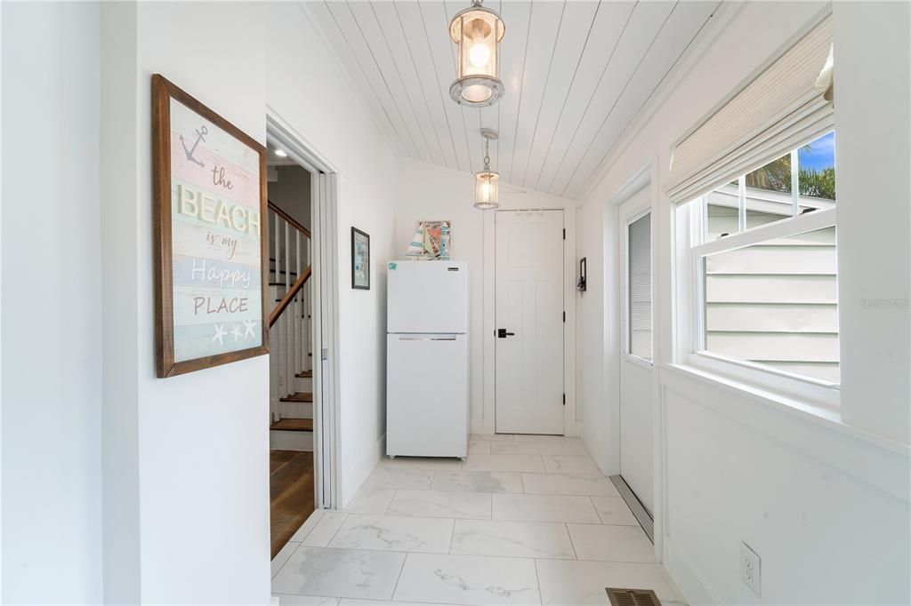 Active With Contract: $1,689,000 (4 beds, 2 baths, 2084 Square Feet)