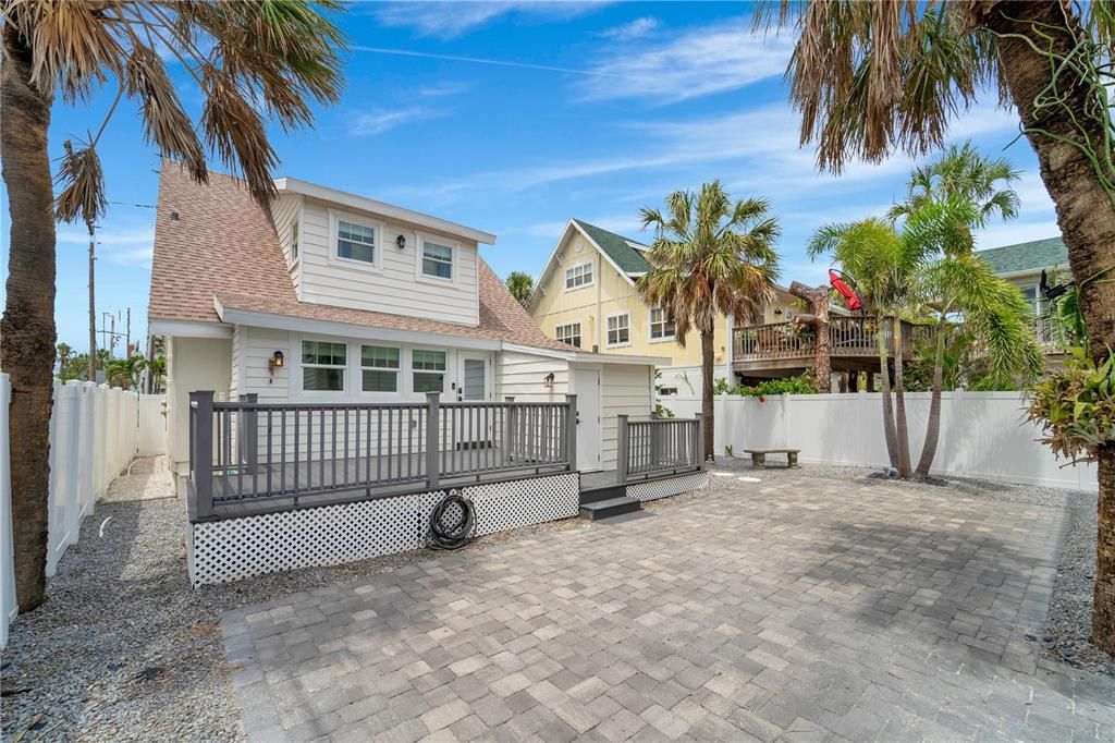 Active With Contract: $1,689,000 (4 beds, 2 baths, 2084 Square Feet)