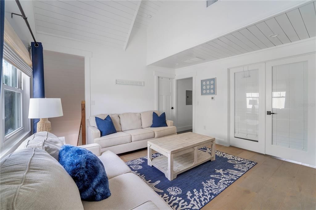 Active With Contract: $1,689,000 (4 beds, 2 baths, 2084 Square Feet)