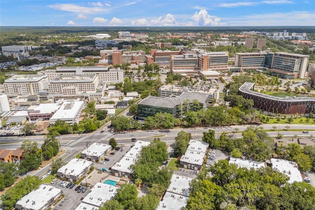 Active With Contract: $148,900 (2 beds, 1 baths, 755 Square Feet)