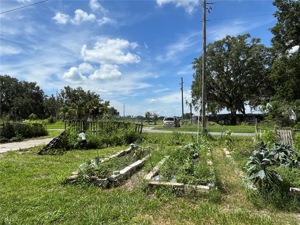 For Sale: $850,000 (2.77 acres)