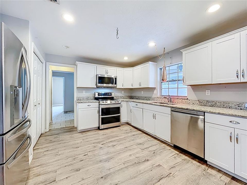 Active With Contract: $375,000 (4 beds, 2 baths, 2417 Square Feet)