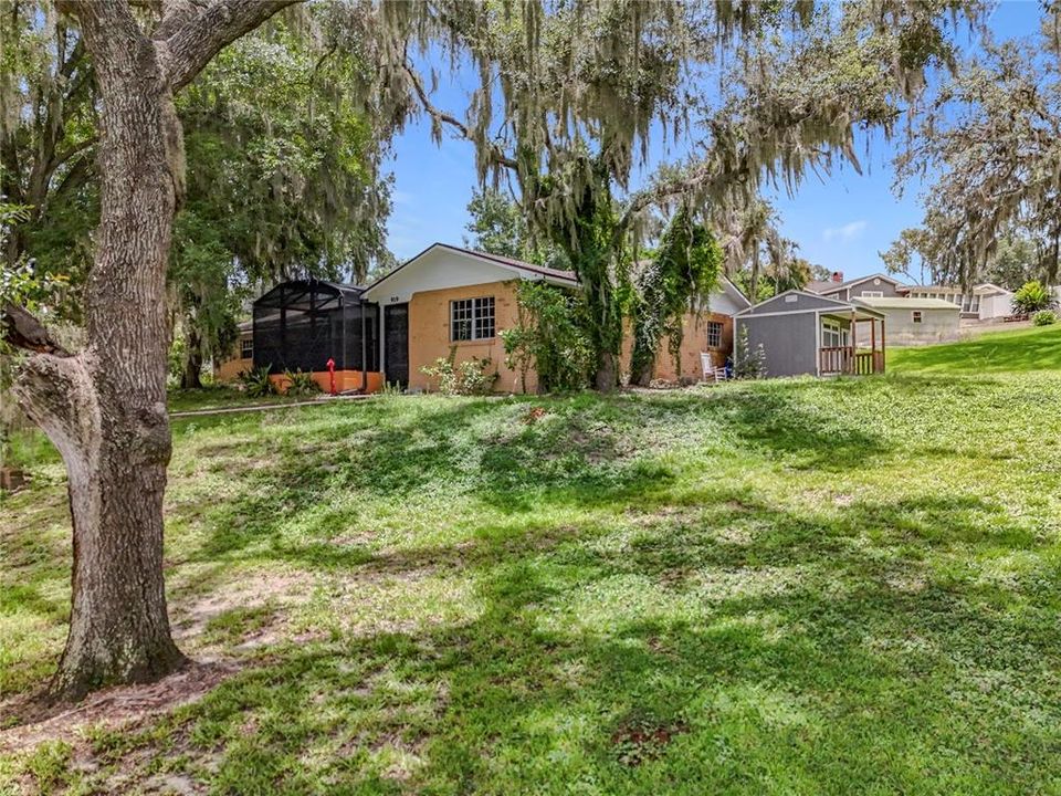 Active With Contract: $375,000 (4 beds, 2 baths, 2417 Square Feet)