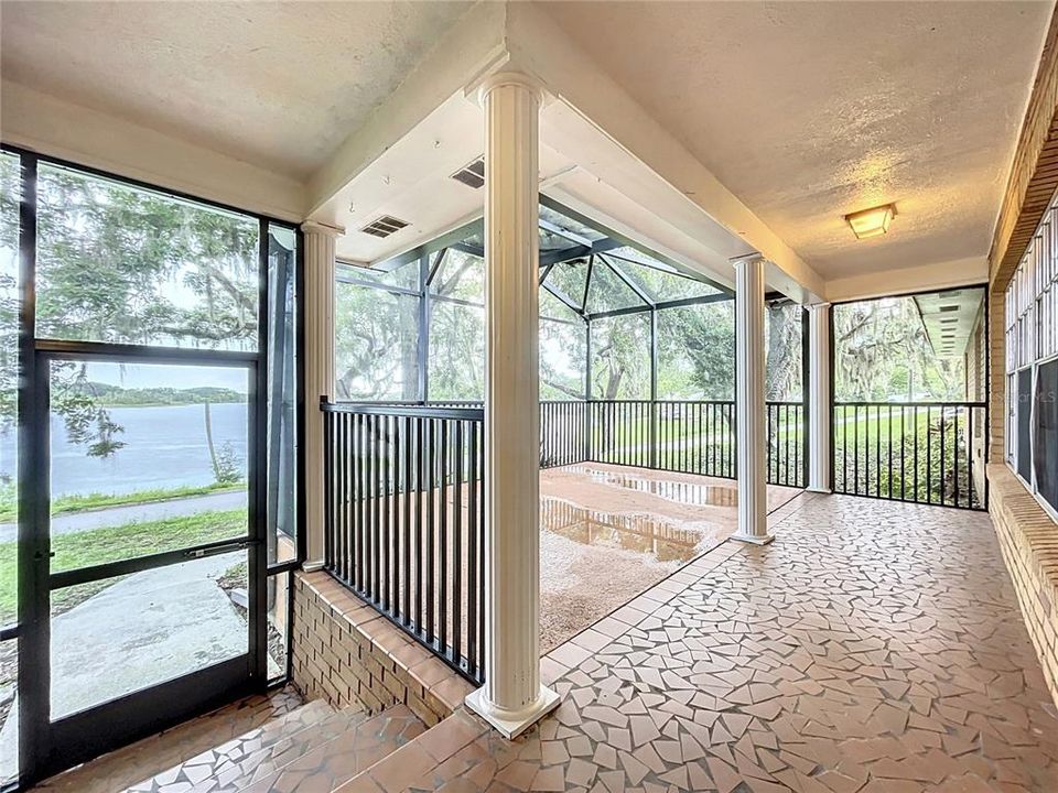 Active With Contract: $375,000 (4 beds, 2 baths, 2417 Square Feet)