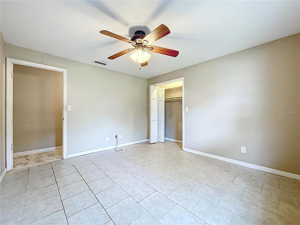 Active With Contract: $375,000 (4 beds, 2 baths, 2417 Square Feet)