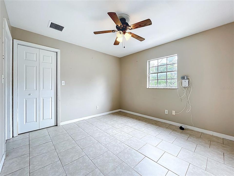 Active With Contract: $375,000 (4 beds, 2 baths, 2417 Square Feet)