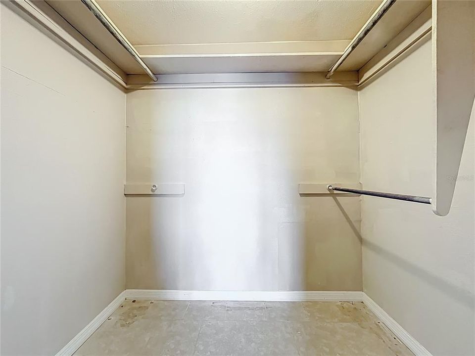 Active With Contract: $375,000 (4 beds, 2 baths, 2417 Square Feet)