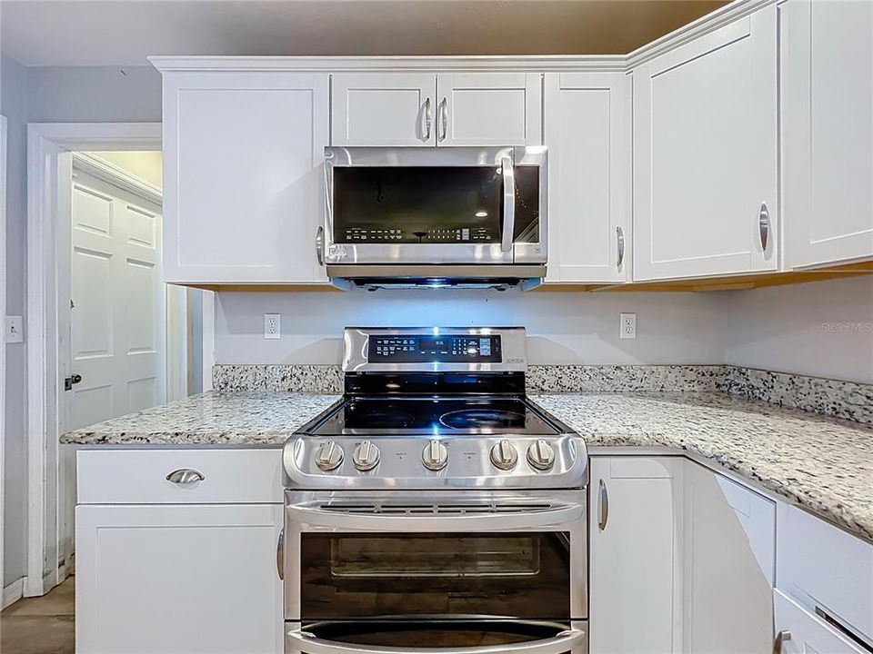 Active With Contract: $375,000 (4 beds, 2 baths, 2417 Square Feet)