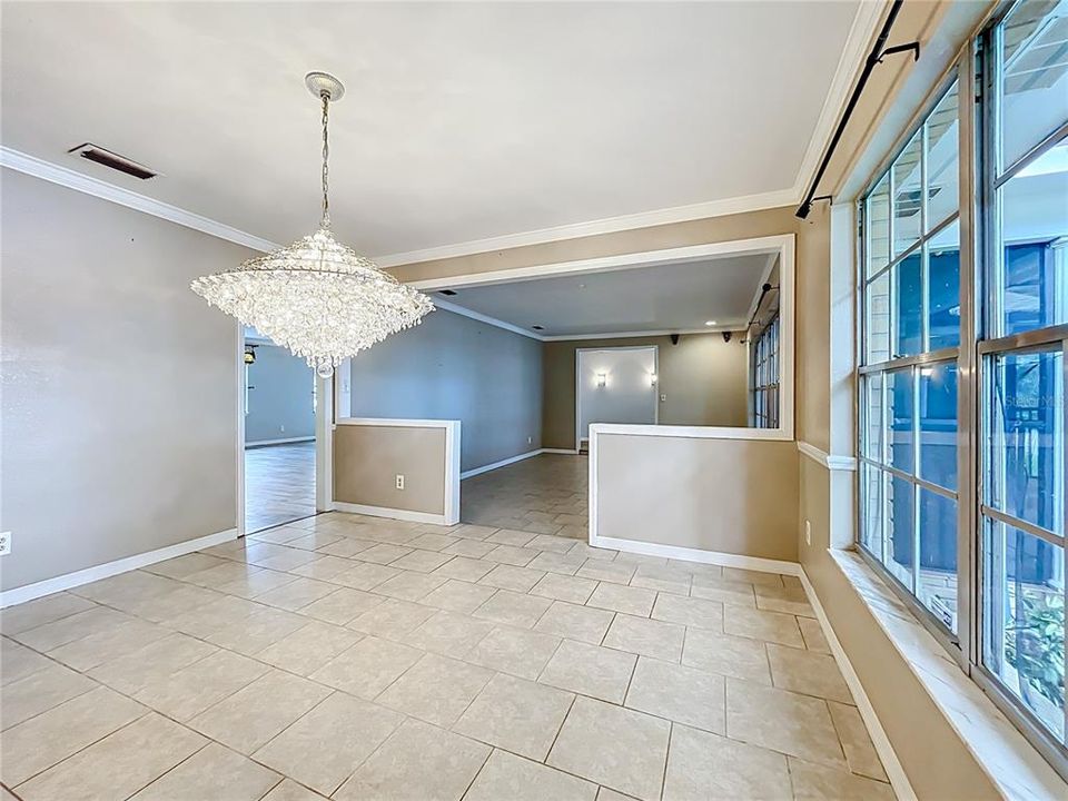 Active With Contract: $375,000 (4 beds, 2 baths, 2417 Square Feet)