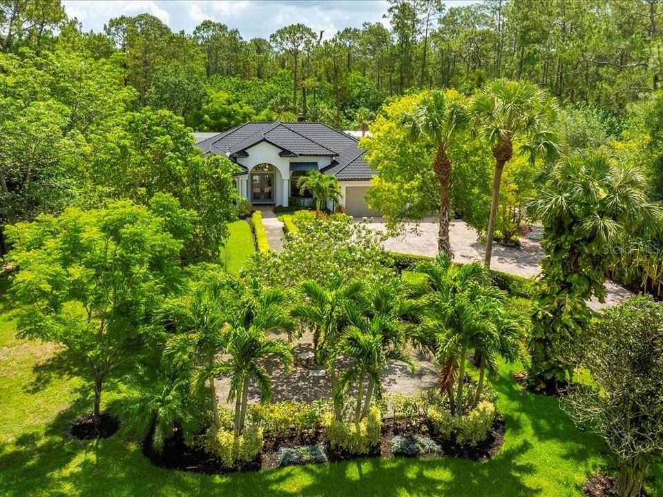 For Sale: $1,549,000 (5 beds, 3 baths, 3104 Square Feet)