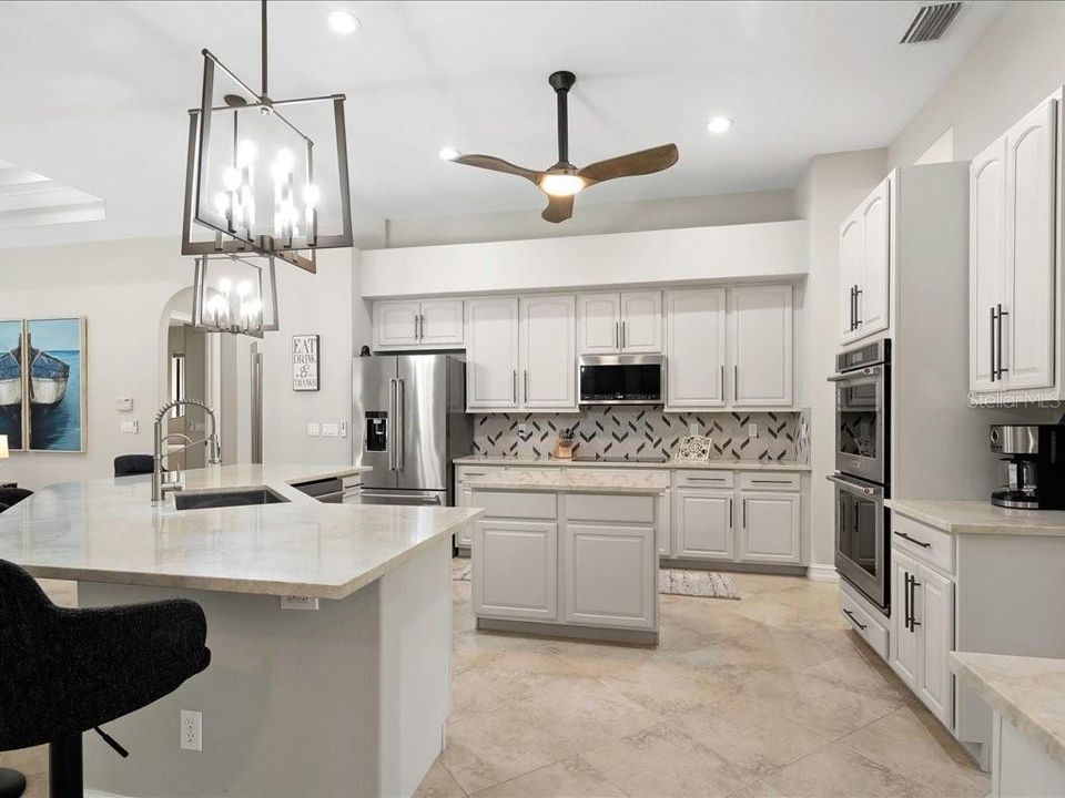 For Sale: $1,549,000 (5 beds, 3 baths, 3104 Square Feet)