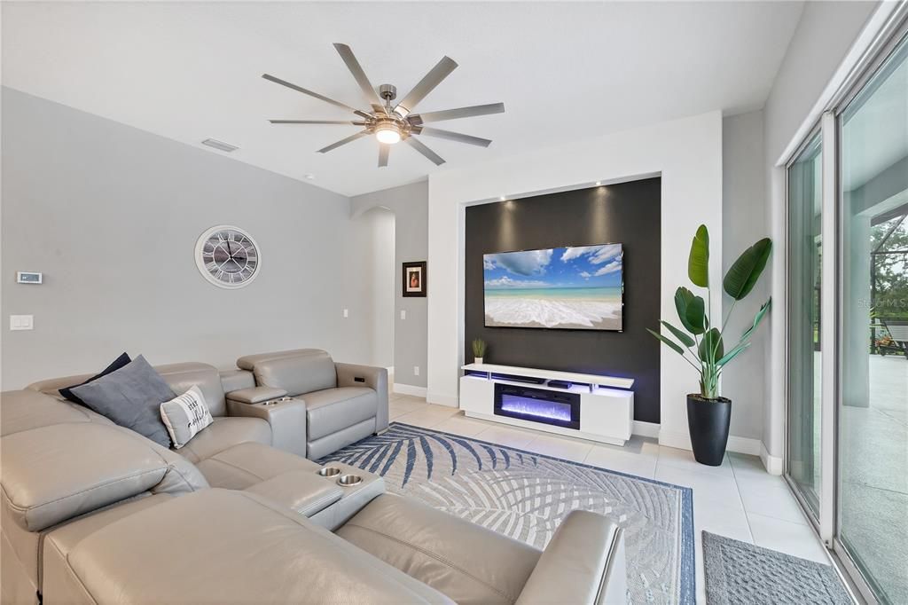 На продажу: $1,160,000 (5 спален, 4 ванн, 3601 Квадратных фут)