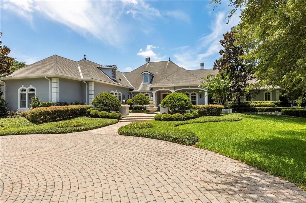 最近售出: $2,200,000 (4 贝兹, 4 浴室, 6741 平方英尺)