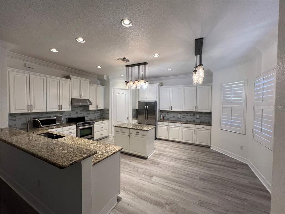 Active With Contract: $4,200 (4 beds, 4 baths, 3049 Square Feet)