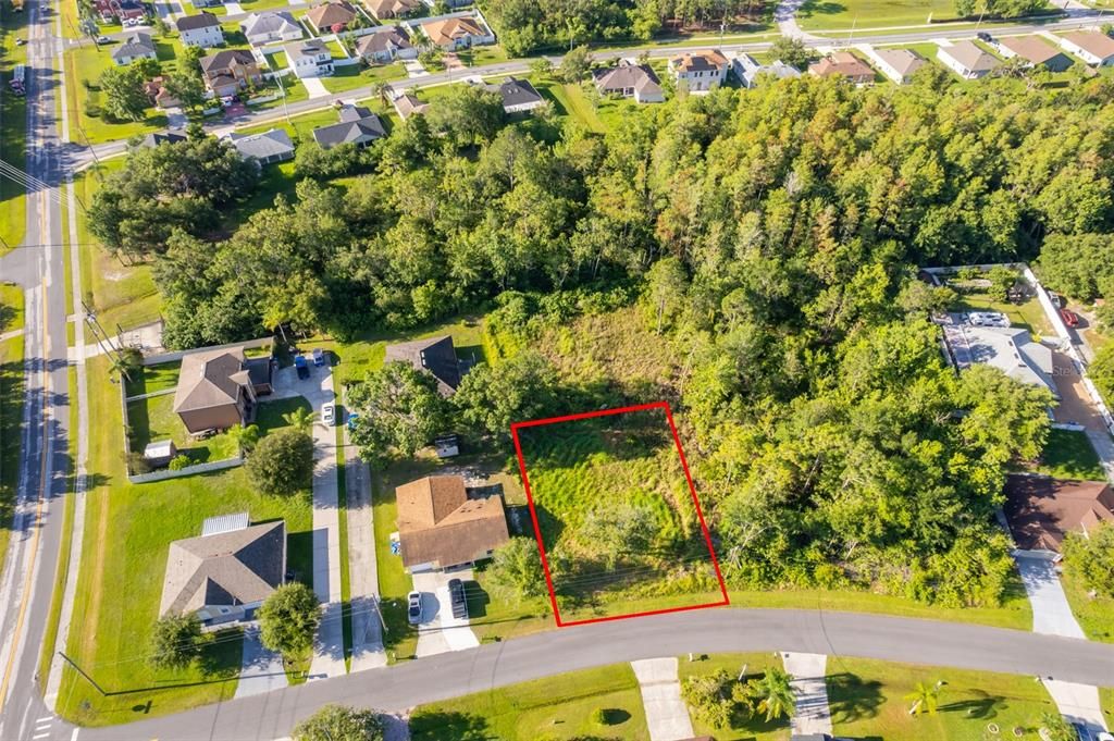 На продажу: $56,000 (0.18 acres)