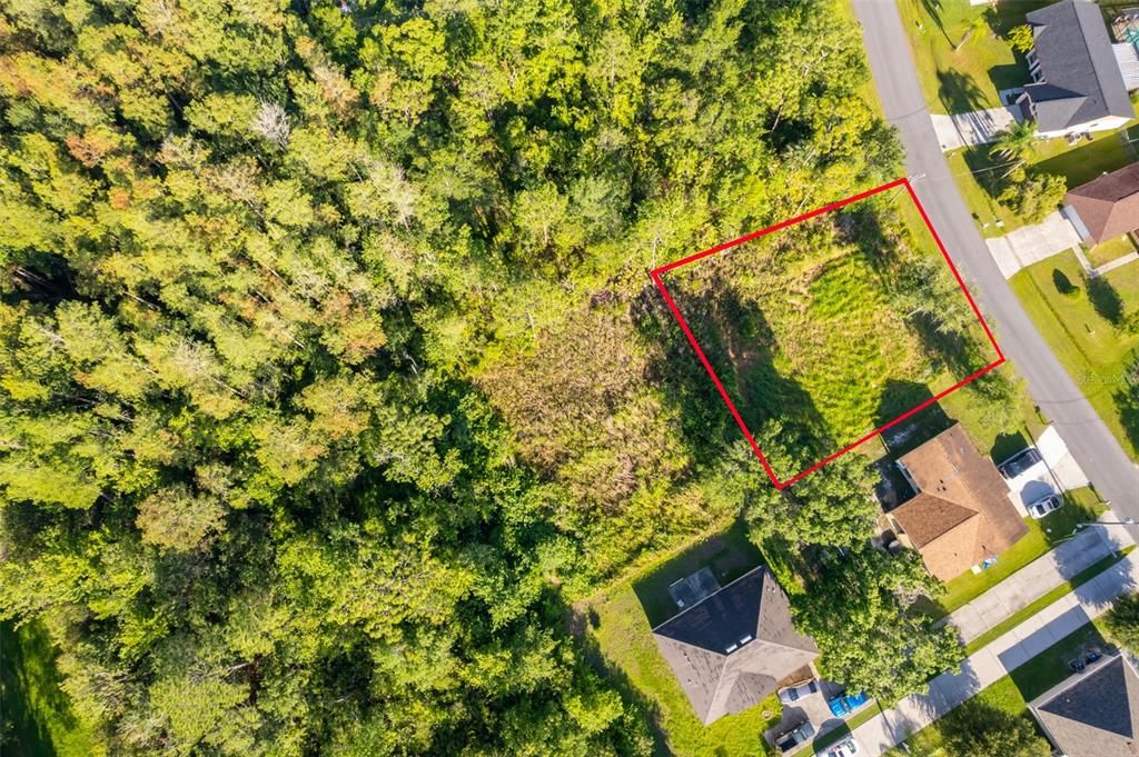 На продажу: $56,000 (0.18 acres)