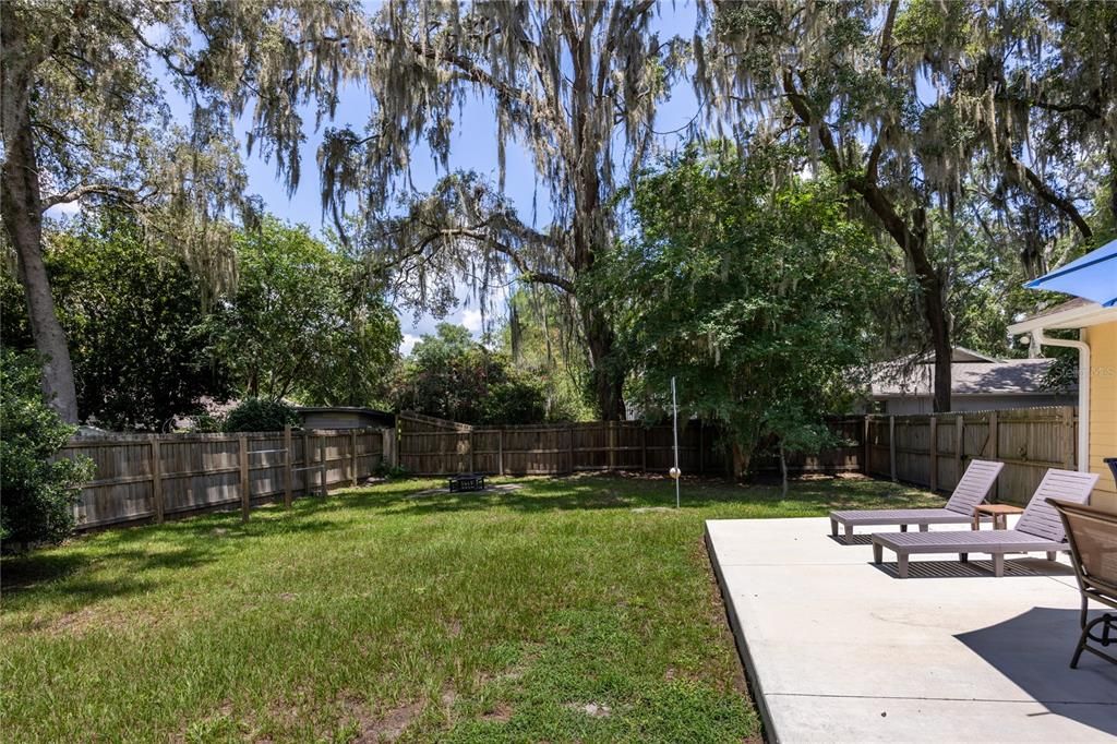 На продажу: $335,000 (3 спален, 2 ванн, 1631 Квадратных фут)