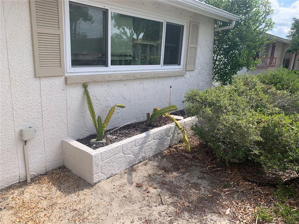 Activo con contrato: $139,900 (3 camas, 2 baños, 1310 Pies cuadrados)