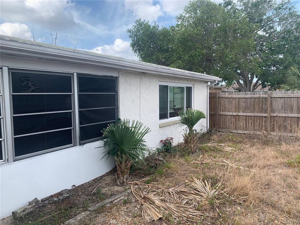 Activo con contrato: $139,900 (3 camas, 2 baños, 1310 Pies cuadrados)