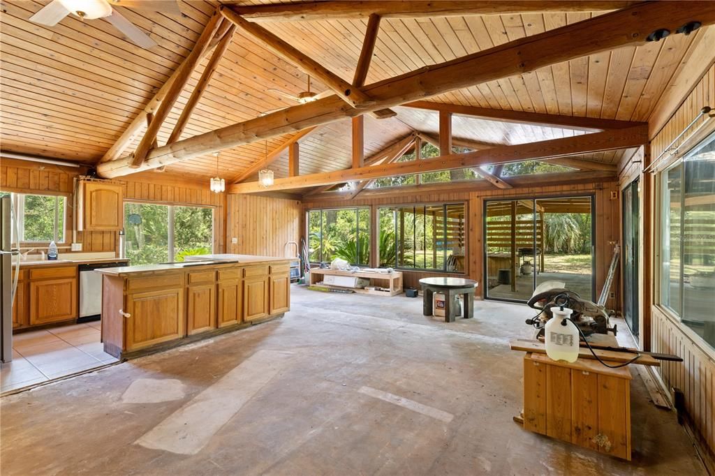 На продажу: $209,000 (2 спален, 2 ванн, 960 Квадратных фут)