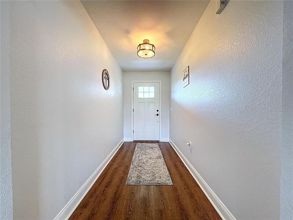 待售: $539,999 (4 贝兹, 2 浴室, 1947 平方英尺)