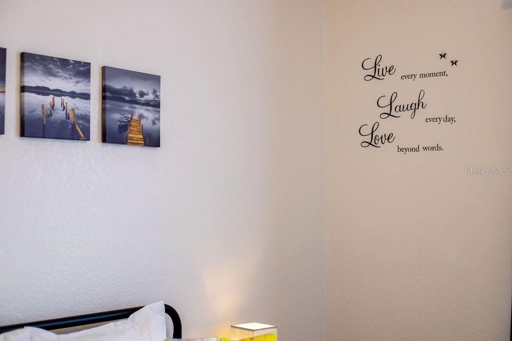 En Venta: $224,900 (3 camas, 2 baños, 1244 Pies cuadrados)