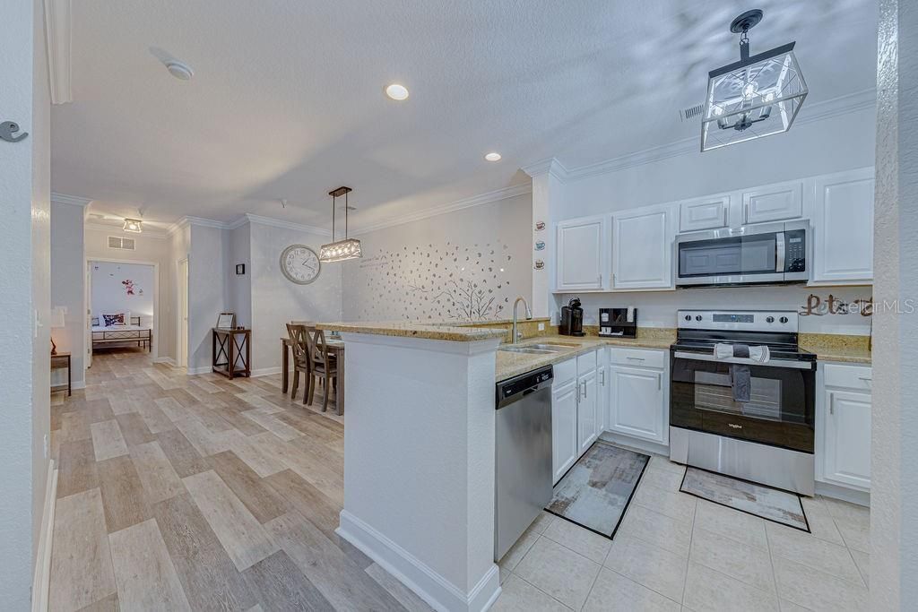 En Venta: $224,900 (3 camas, 2 baños, 1244 Pies cuadrados)