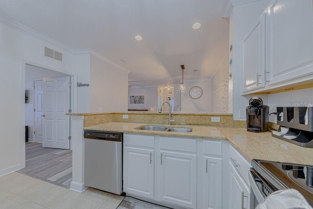 En Venta: $224,900 (3 camas, 2 baños, 1244 Pies cuadrados)