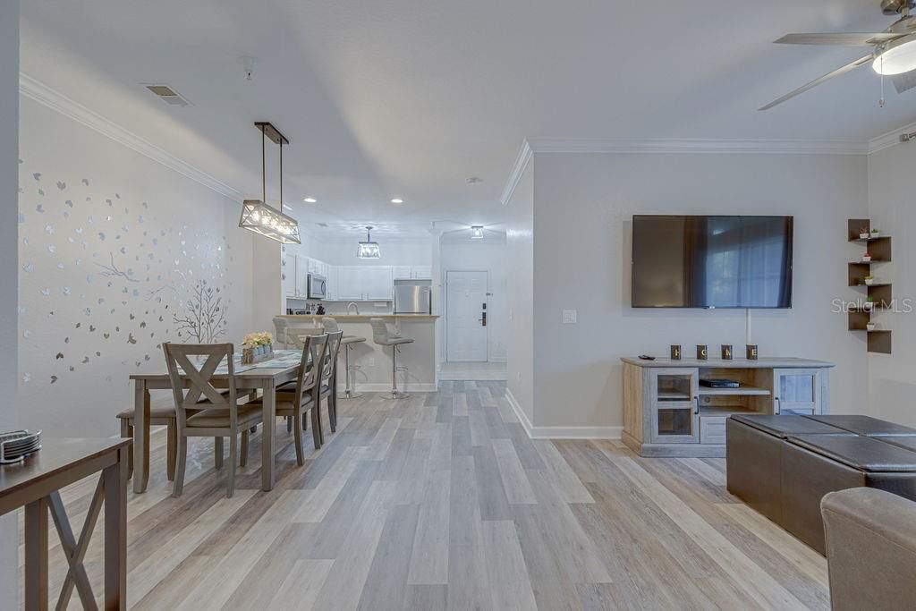 En Venta: $224,900 (3 camas, 2 baños, 1244 Pies cuadrados)