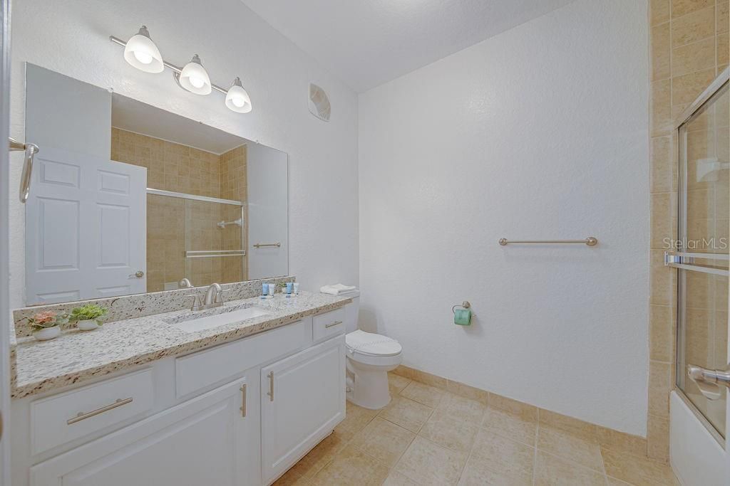 En Venta: $224,900 (3 camas, 2 baños, 1244 Pies cuadrados)