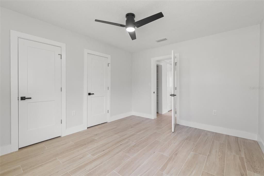 На продажу: $899,900 (4 спален, 3 ванн, 2354 Квадратных фут)