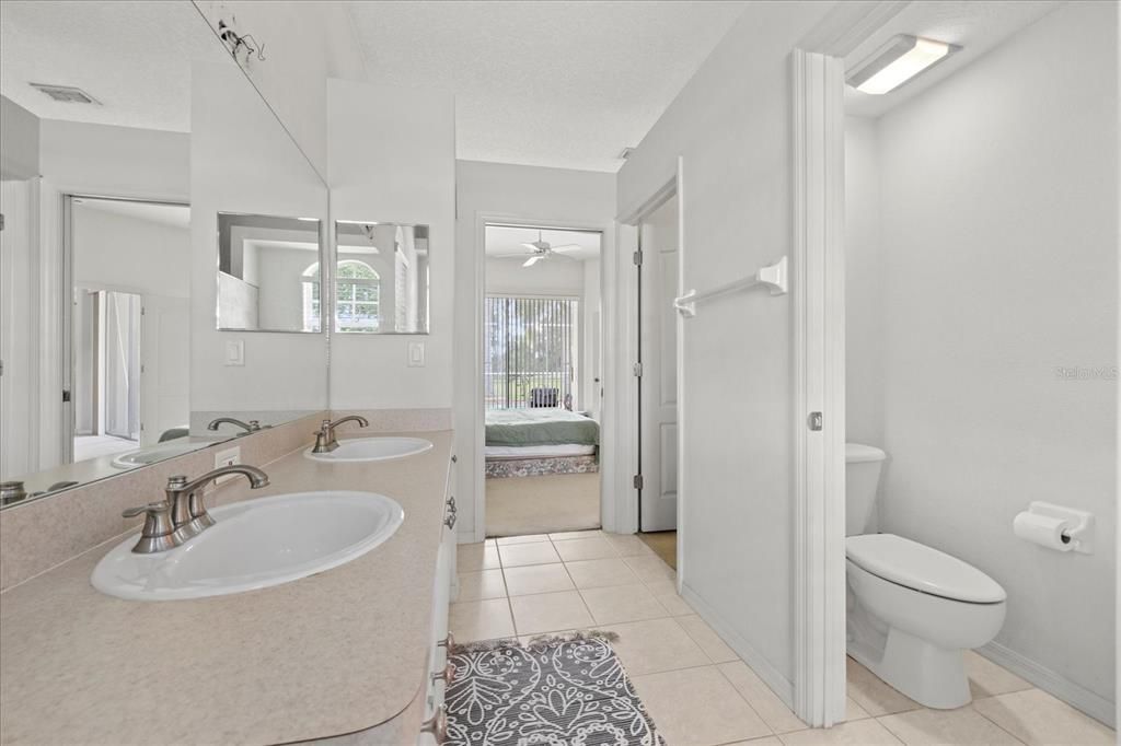 Active With Contract: $385,000 (3 beds, 2 baths, 1897 Square Feet)