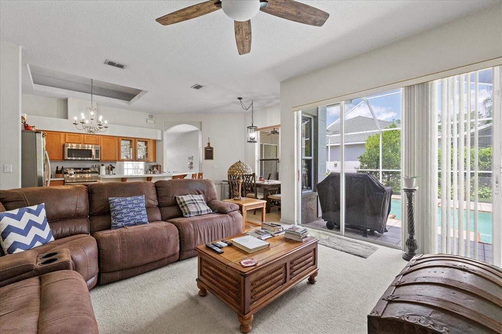 Active With Contract: $385,000 (3 beds, 2 baths, 1897 Square Feet)