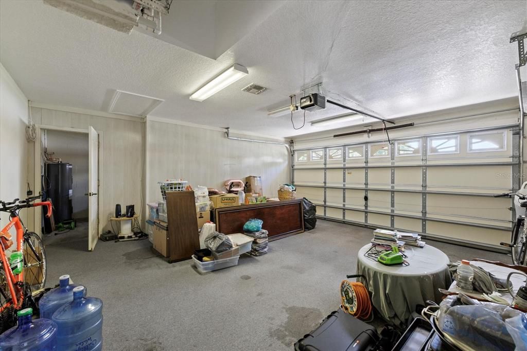 Active With Contract: $385,000 (3 beds, 2 baths, 1897 Square Feet)