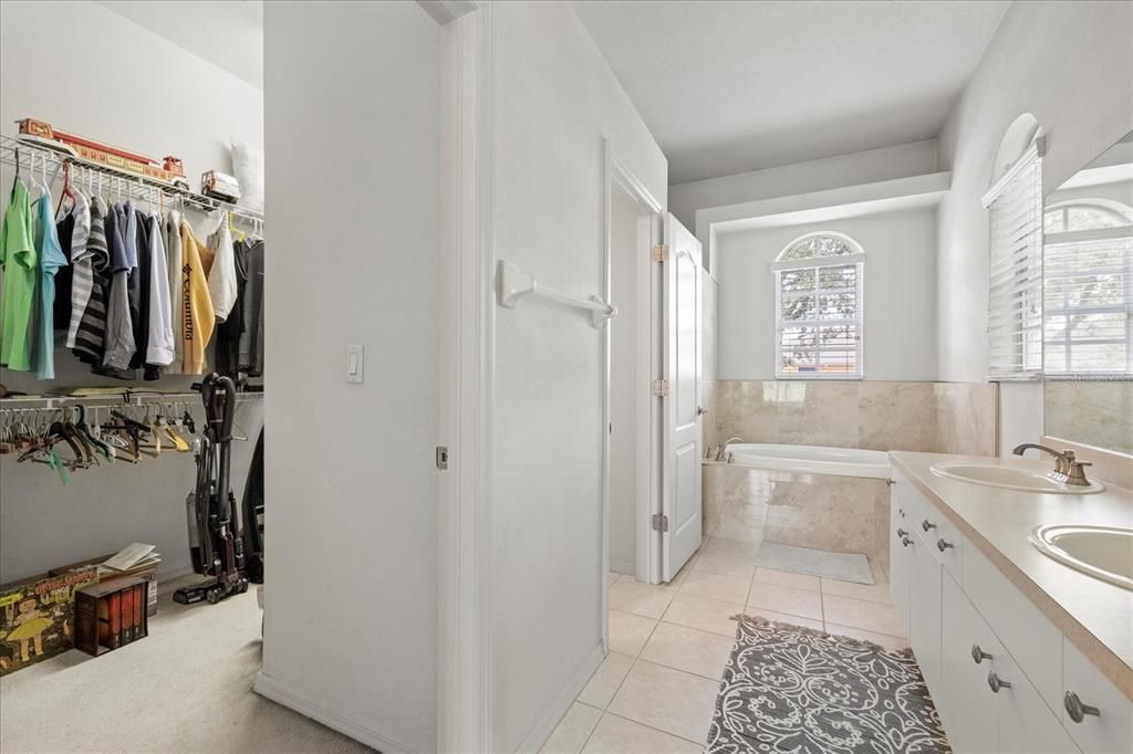 Active With Contract: $385,000 (3 beds, 2 baths, 1897 Square Feet)