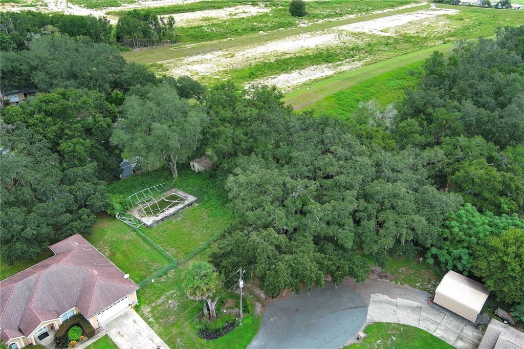 На продажу: $59,800 (0.32 acres)